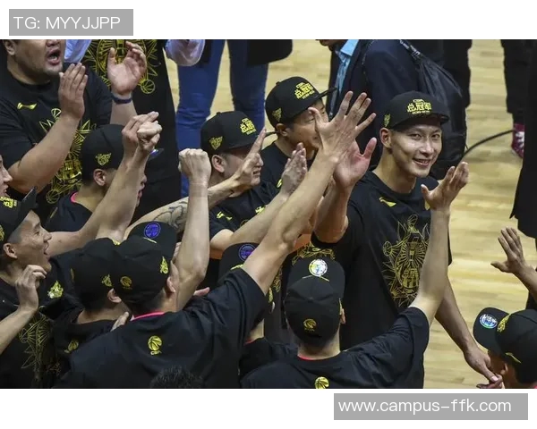 陶汉林领衔CBA新赛季展现全能球技助力球队争冠之路 陶汉林领衔CBA新赛季展现全能球技助力球队争冠之路