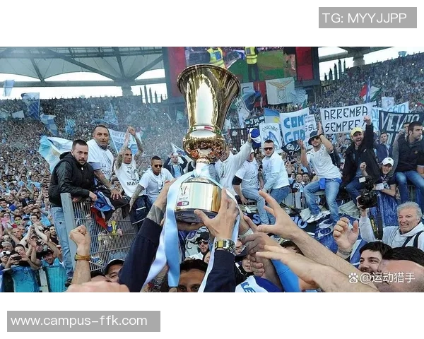 国米成功卫冕意甲冠军，全队士气高涨